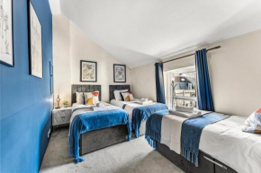 Bath's Most Unique Property - Roof Top Terrace!